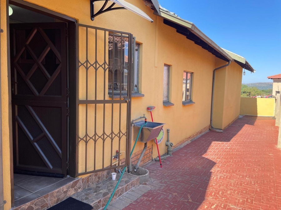 4 Bedroom Property for Sale in Tlhabane West North West